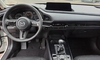 Mazda CX-30, Center-Line