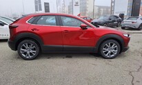 Mazda CX-30, Center - Line