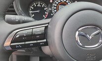 Mazda CX-30, Center - Line