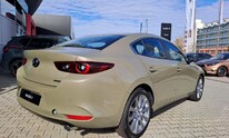 Mazda 3, Centre - Line