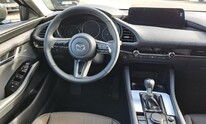 Mazda 3, Centre - Line