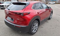 Mazda CX-30, Center Line