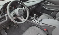 Mazda CX-30, Center Line