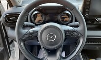 Mazda 2, Select