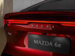 Mazda6e exteriér